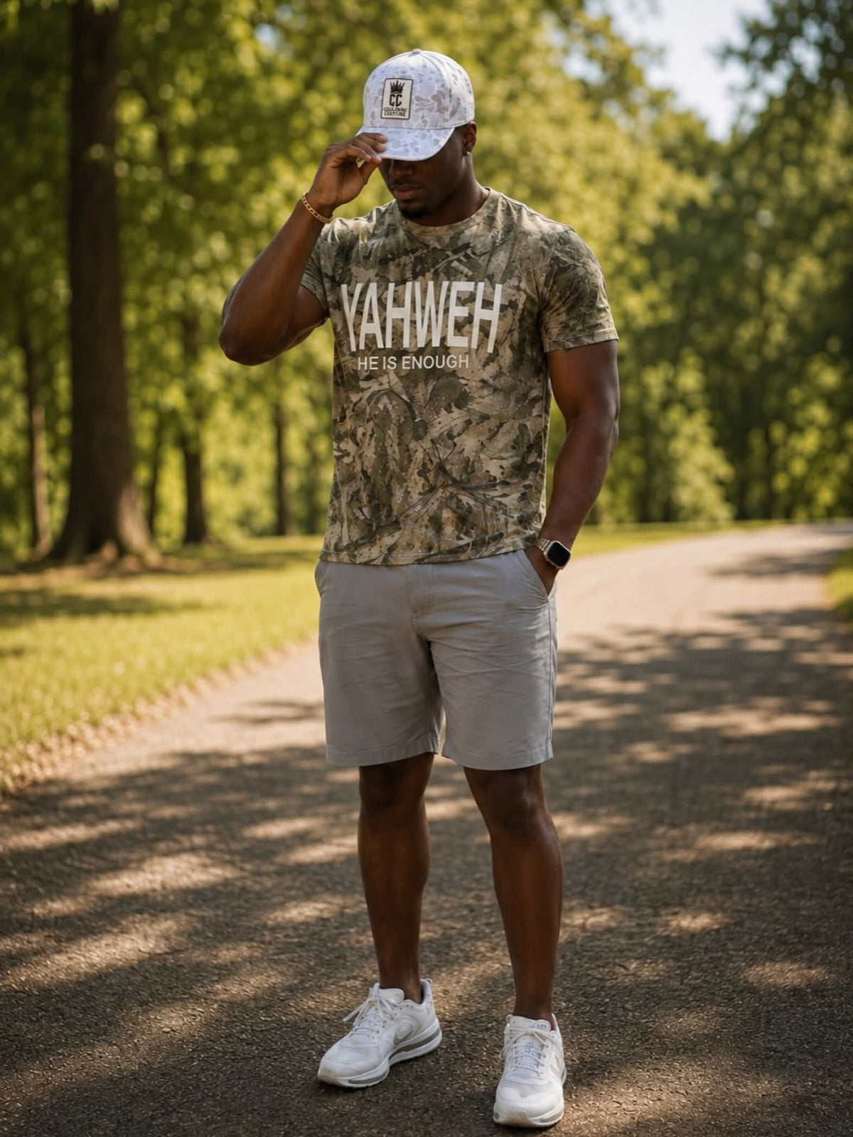 Unisex Yahweh Never Give Up T-Shirt - Camo