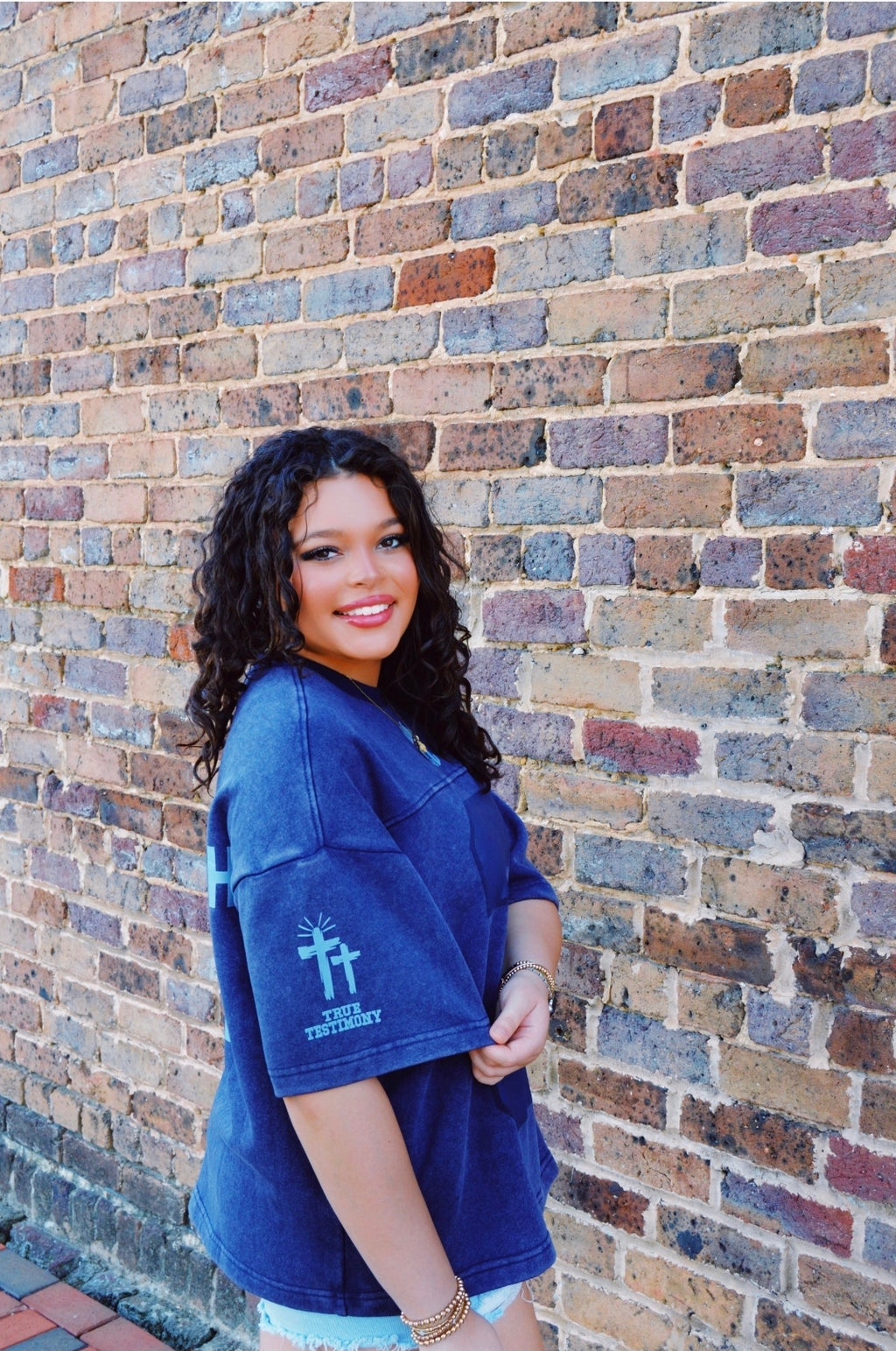 True Testimony Testimony Mens Oversized Cropped Tee (Navy_Light Blue)