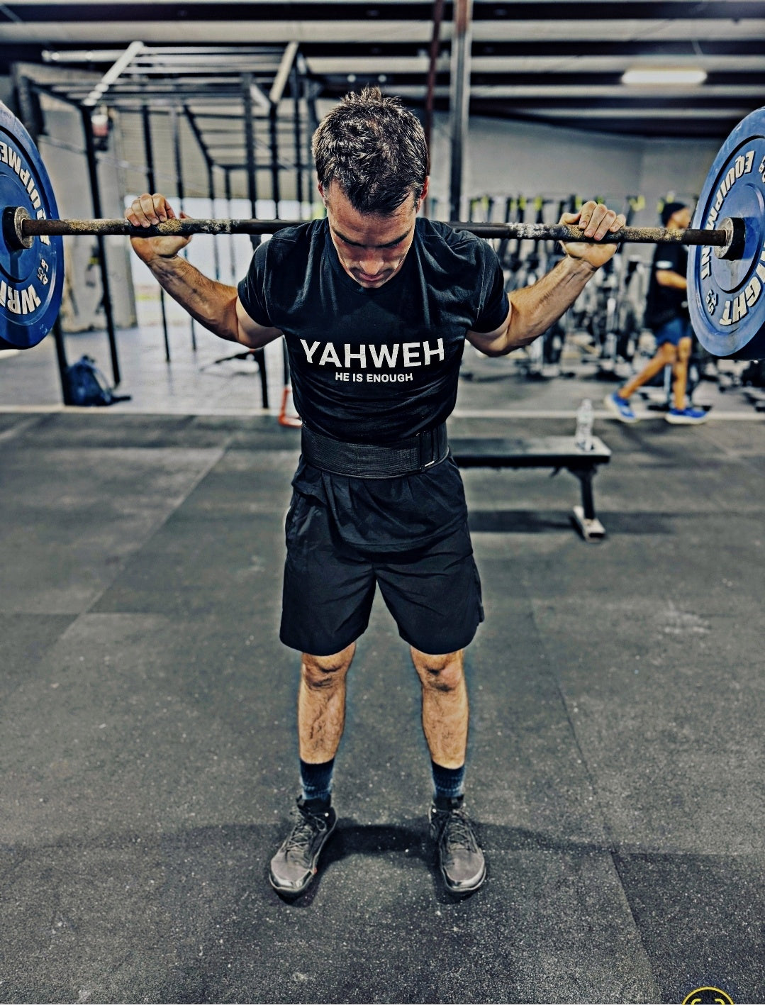 Yahweh Black Tee - Never Give up